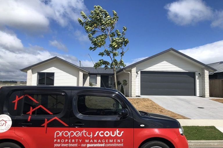 Photo of property in 8 Saint Thomas Avenue, Pyes Pa, Tauranga, 3112