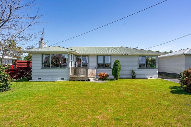 Photo of property in 21 Bledisloe Street, Solway, Masterton, 5810