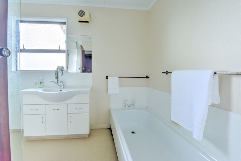 Photo of property in 9a Eccles Street, Gore, 9710