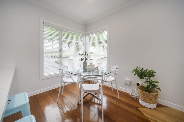 Photo of property in 9 Milverton Avenue, Hokowhitu, Palmerston North, 4410