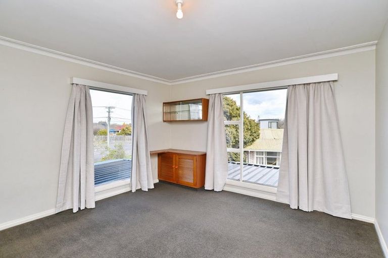 Photo of property in 37 Kellys Road, Mairehau, Christchurch, 8052
