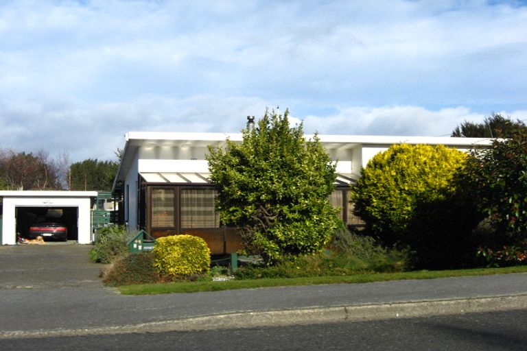 Photo of property in 73 Weka Street, Waikiwi, Invercargill, 9810