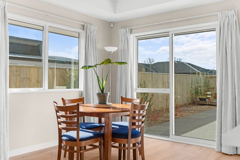 Photo of property in 30 Withers Crescent, Halswell, Christchurch, 8025