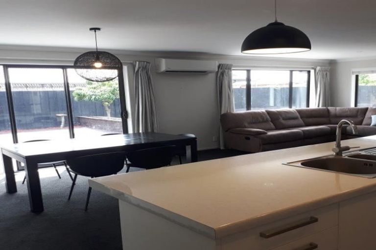 Photo of property in 10 Greenstone Street, Rolleston, 7614