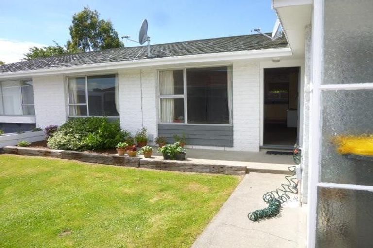 Photo of property in 4/449 Armagh Street, Linwood, Christchurch, 8011
