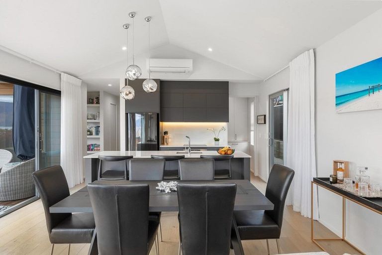 Photo of property in 8 The Heights Avenue, Wanaka, 9305