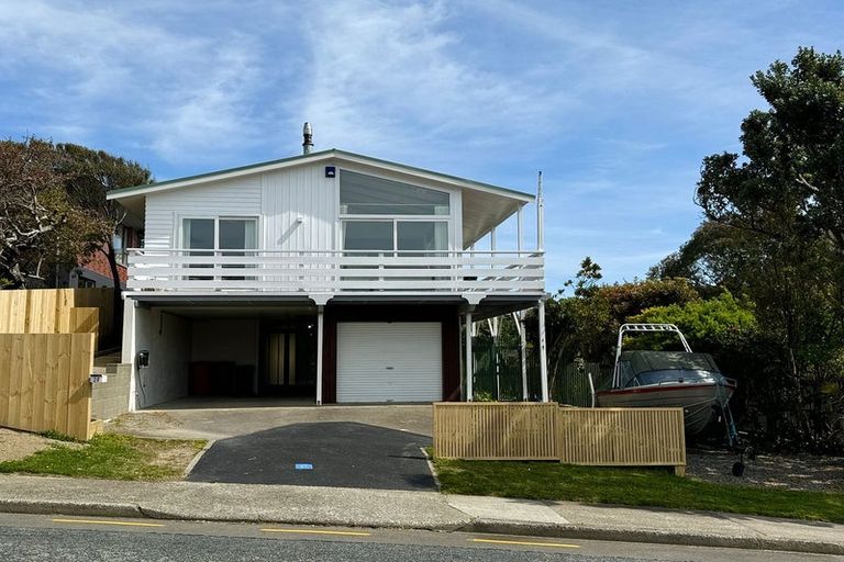 Photo of property in 24 Pope Street, Camborne, Porirua, 5026