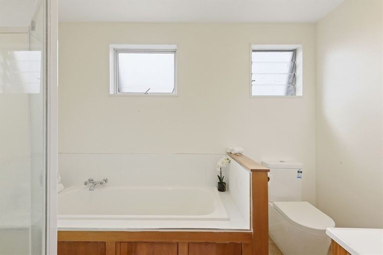 Photo of property in 22 Claridges Road, Casebrook, Christchurch, 8051