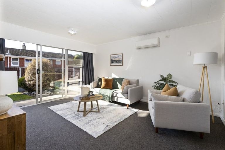 Photo of property in 15b Newbourne Crescent, Redwoodtown, Blenheim, 7201