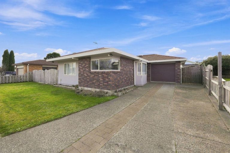 Photo of property in 19 Barbara Grove, Papamoa Beach, Papamoa, 3118