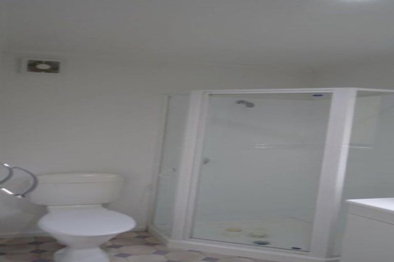 Photo of property in 25 Seaview Crescent, Picton, 7220