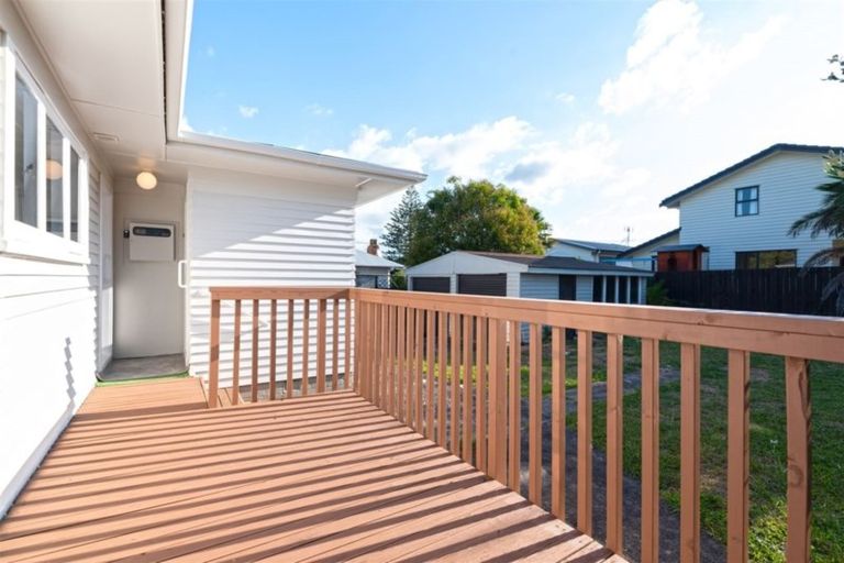 Photo of property in 4 Longburn Road, Henderson, Auckland, 0610