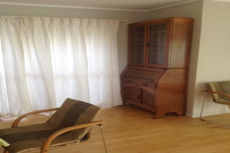 Photo of property in 69 Becroft Drive, Forrest Hill, Auckland, 0620