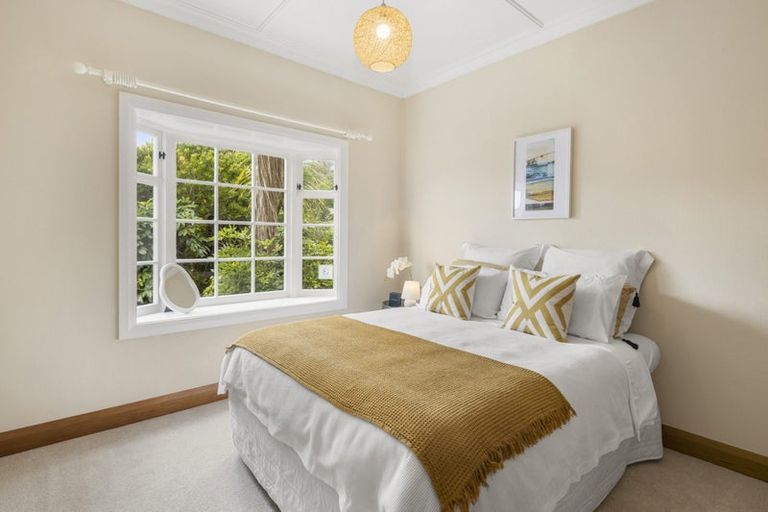 Photo of property in 32 Harland Street, Brooklyn, Wellington, 6021