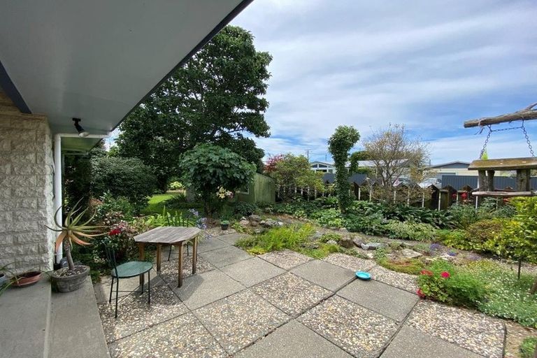 Photo of property in 2 Sunbelt Crescent, Takaka, 7110