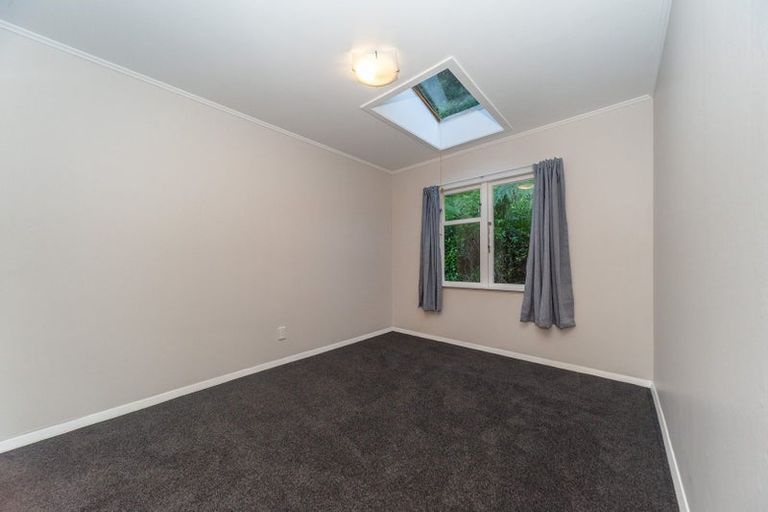 Photo of property in 54 Glenmore Street, Northland, Wellington, 6012