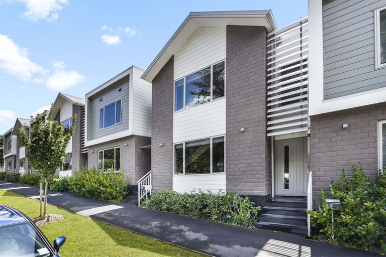 Photo of property in 7/19 Ruakiwi Road, Hamilton Lake, Hamilton, 3204