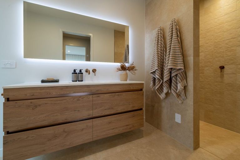 Photo of property in 45 Tangaroa Street, Cambridge, 3434