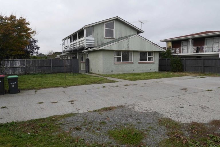 Photo of property in 75 Maidstone Road, Ilam, Christchurch, 8041