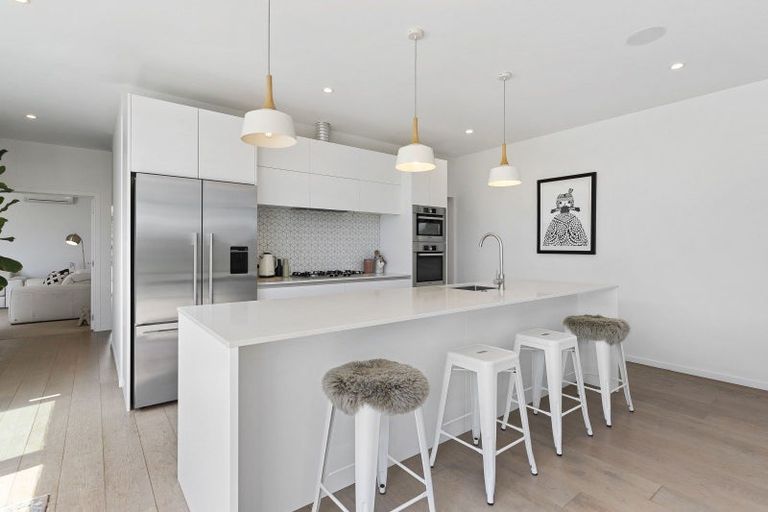 Photo of property in 32 Defender Crescent, Beachlands, Auckland, 2018