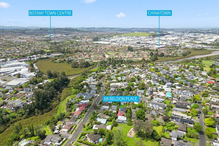 Photo of property in 6b Beldon Place, Pakuranga Heights, Auckland, 2010