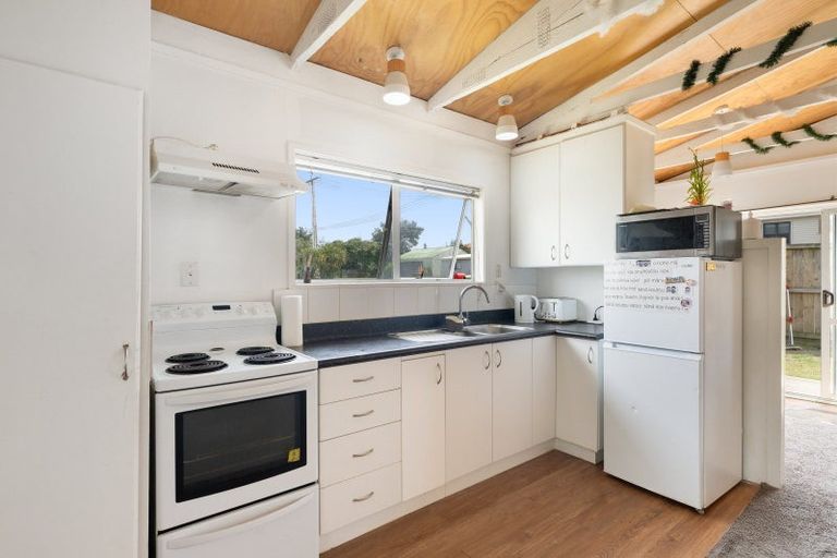 Photo of property in 16 Costello Crescent, Pukehina, Te Puke, 3189