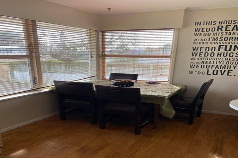 Photo of property in 44 Edinburgh Avenue, Rosehill, Papakura, 2113