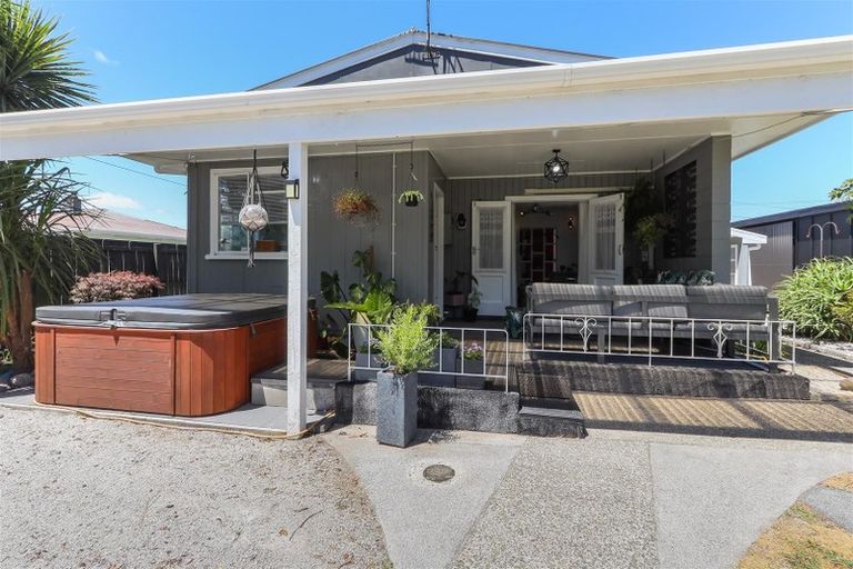 Photo of property in 45 Fairview Road, Western Heights, Rotorua, 3015