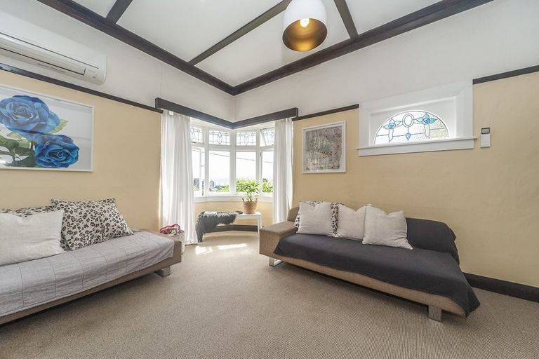 Photo of property in 29 Patanga Crescent, Thorndon, Wellington, 6011