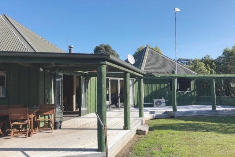Photo of property in 41 Pohara Valley Road, Pohara, Takaka, 7183