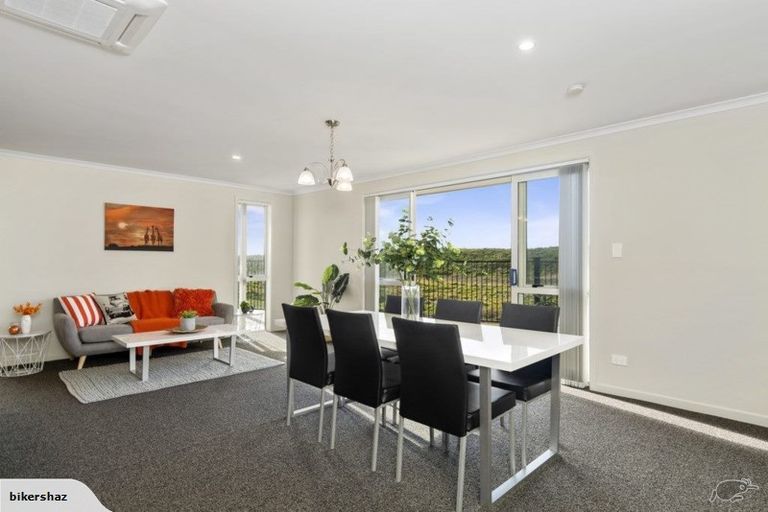 Photo of property in 10 Selliera Place, Papamoa Beach, Papamoa, 3118