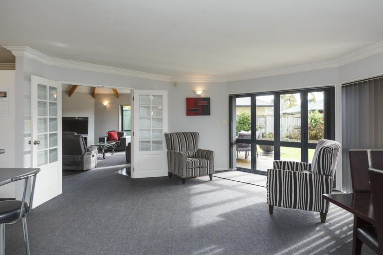 Photo of property in 82 Amberley Avenue, Highbury, Palmerston North, 4412