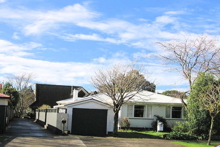Photo of property in 117 Jickell Street, Hokowhitu, Palmerston North, 4410