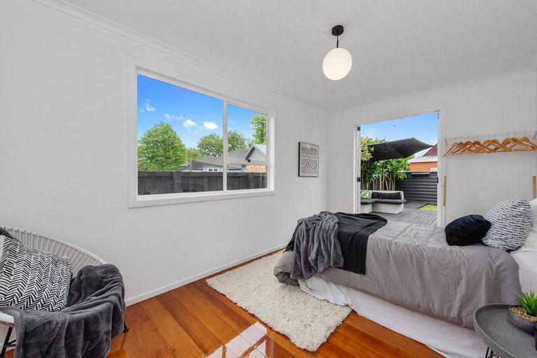 Photo of property in 60 Banbury Crescent, Fairfield, Hamilton, 3214