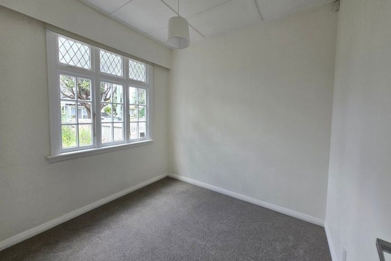Photo of property in 6 Tui Street, Alicetown, Lower Hutt, 5010