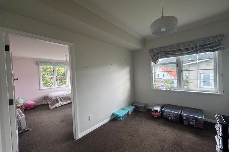 Photo of property in 72 Cashmere Avenue, Khandallah, Wellington, 6035