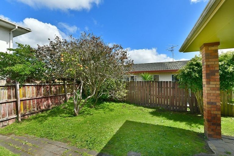 Photo of property in 2/428 Hibiscus Coast Highway, Orewa, 0931