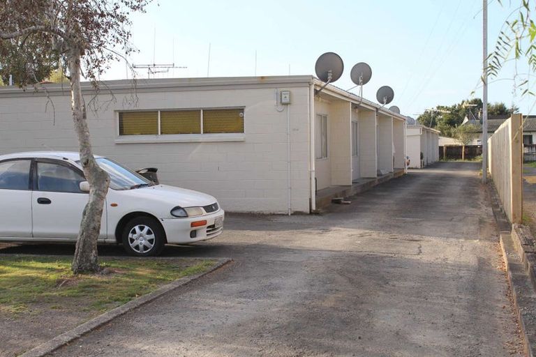 Photo of property in 1/54 Bandon Street, Frankton, Hamilton, 3204