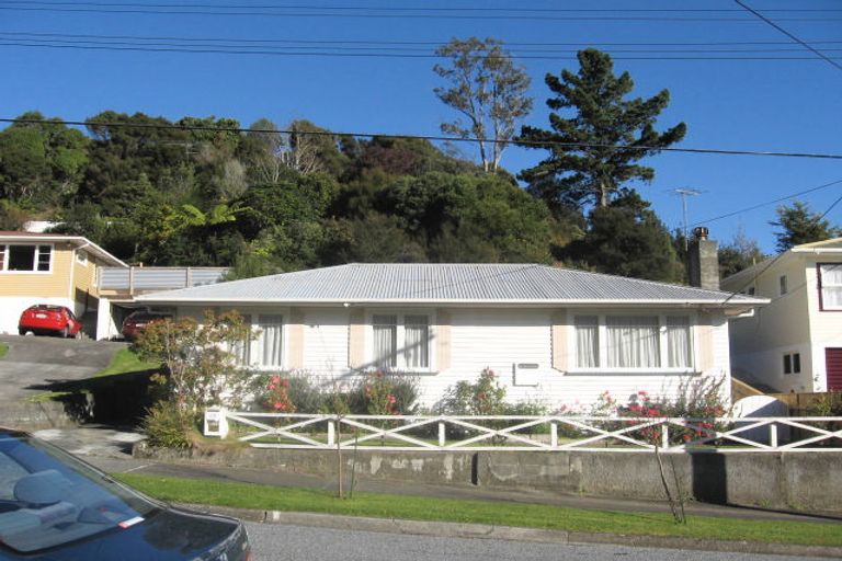 Photo of property in 29 James Grove, Stokes Valley, Lower Hutt, 5019