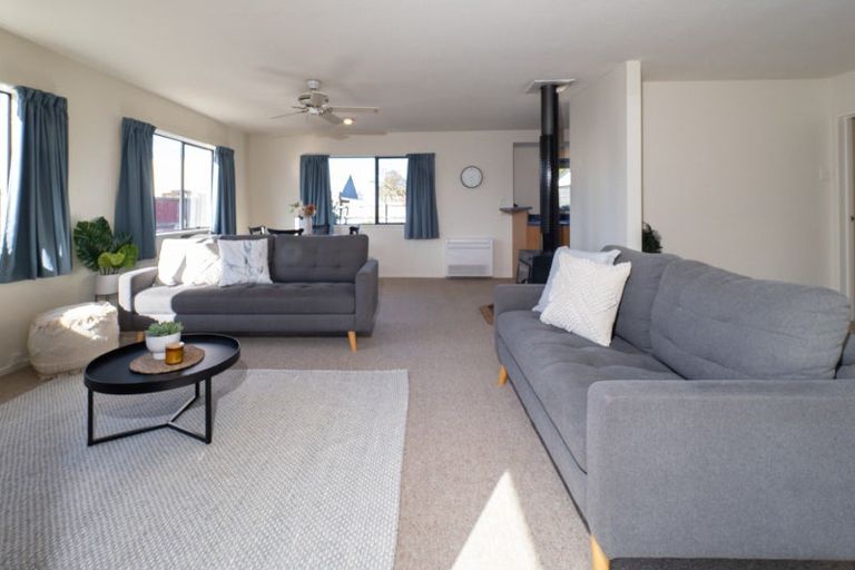 Photo of property in 21 Nixon Street, Tinwald, Ashburton, 7700