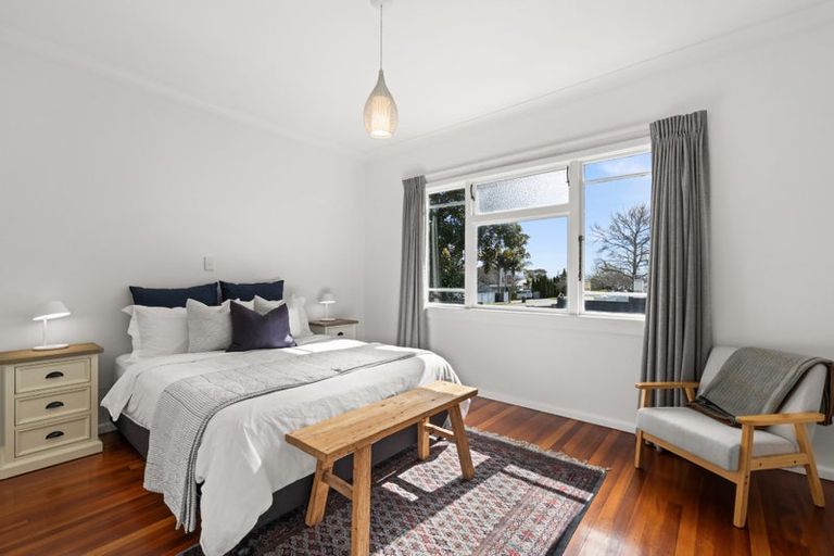 Photo of property in 12 Chambers Street, Havelock North, 4130