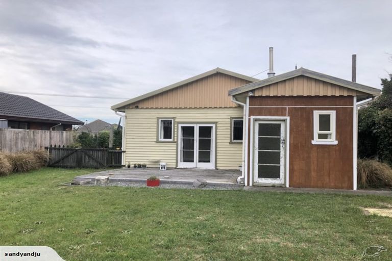 Photo of property in 26 Marriotts Road, North New Brighton, Christchurch, 8083