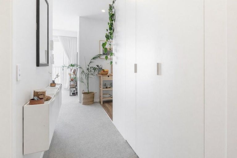 Photo of property in 1817a Great North Road, Avondale, Auckland, 1026