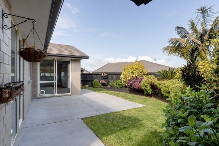 Photo of property in Waterview Estate, 57/4 Greystone Place, Omokoroa, 3114