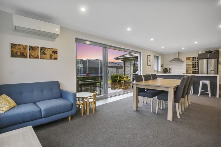 Photo of property in 9 Wakatere Place, Thames, 3500