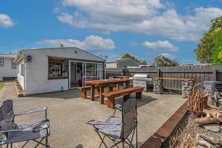 Photo of property in 9 Johnson Street, Bulls, 4818