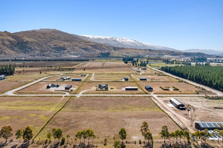 Photo of property in 76 Stone Drive, Cromwell, 9384