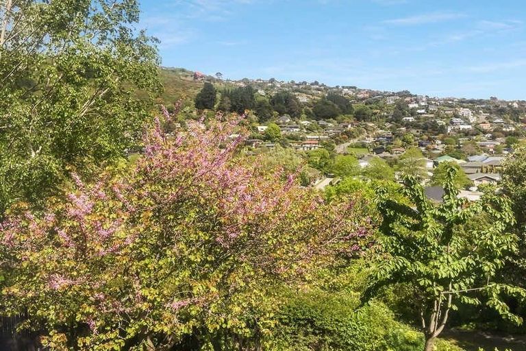 Photo of property in 18 Sunvale Terrace, Cashmere, Christchurch, 8022