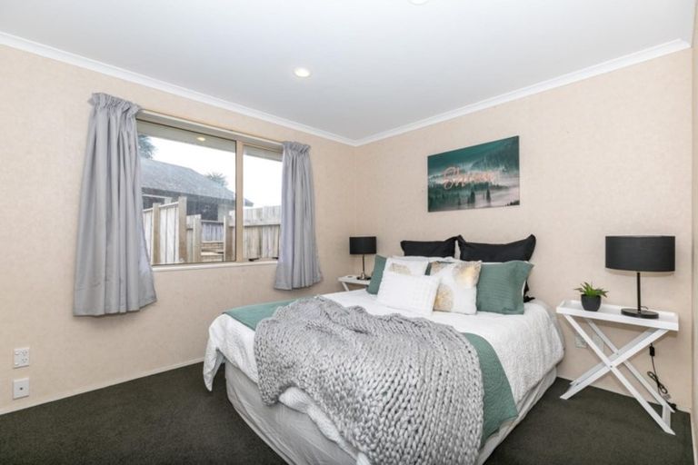 Photo of property in 28 Antrim Place, Nawton, Hamilton, 3200