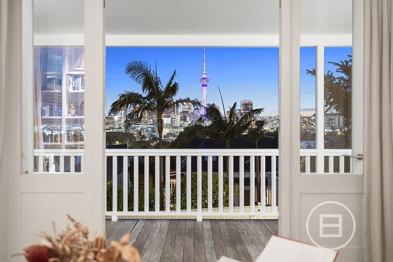 Photo of property in 26-28 Arthur Street, Freemans Bay, Auckland, 1011